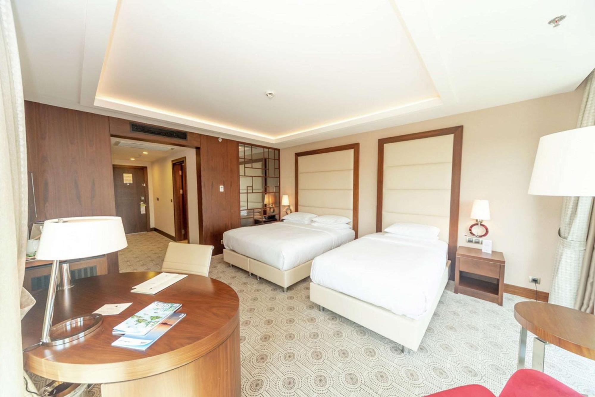 Doubletree By Hilton Istanbul Topkapi Eksteriør bilde